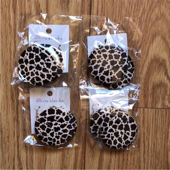 Animal print round wood earrings by RCS Blanks. New never been worn. 4 pair lot - Picture 1 of 4